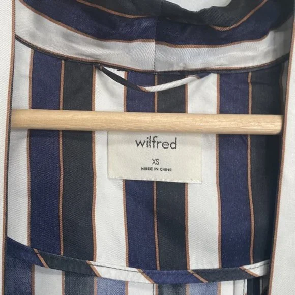 ❗️SOLD❗️Aritzia Wilfred Navy/White Stripes Long Kimono Style Jacket Size XS - Picture 6 of 10